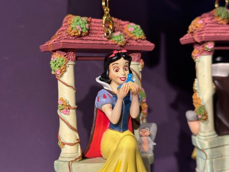 Snow White Ornament Supply