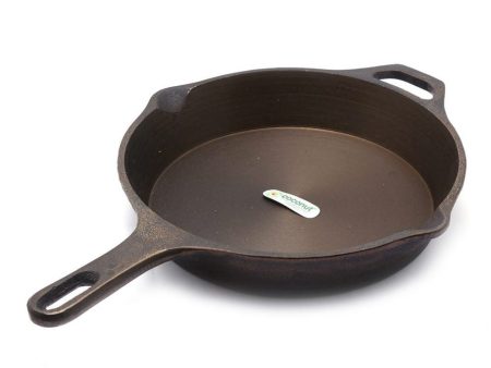 Coconut cast iron skillet pan   fry pan- pre seasoned with 100% vegetable oil with natural oven heated golden finidh, food grade , Long handle , smooth surface ready to use, 23cm, with 2 spouts for easy pouring Online now